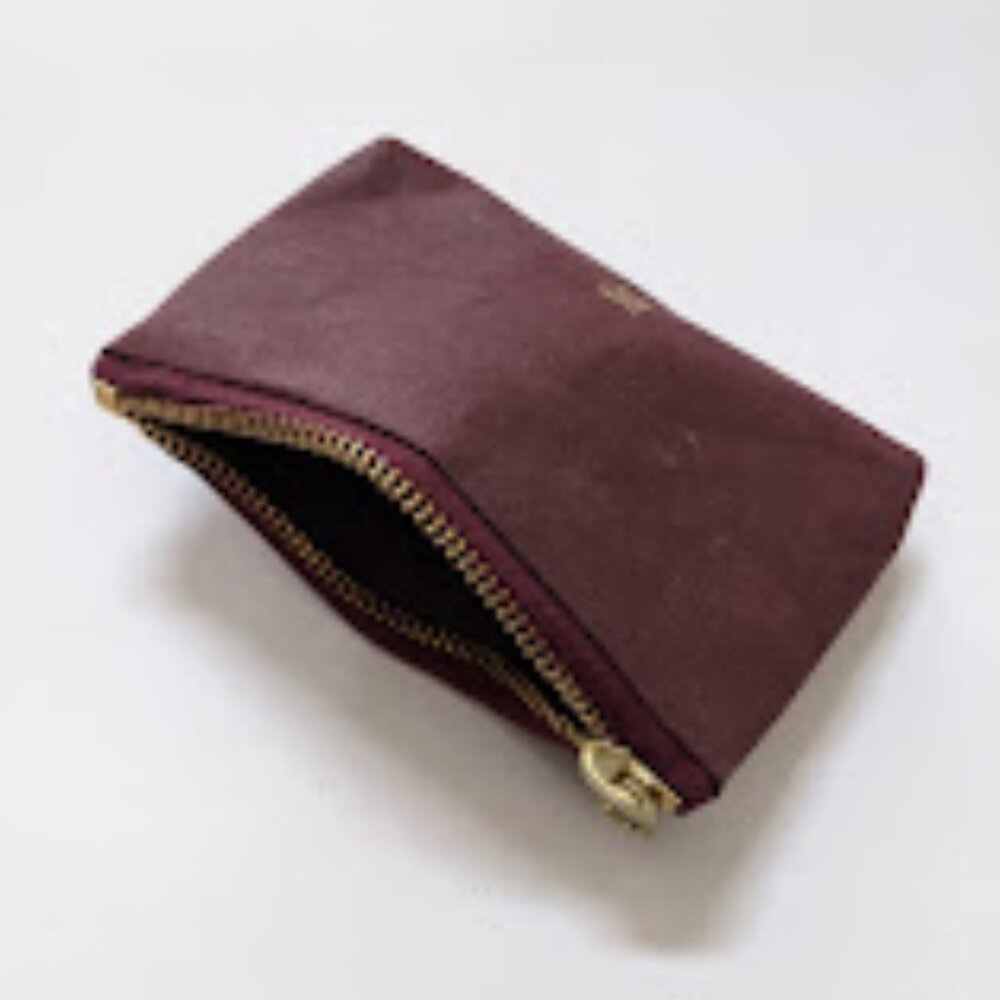 Hoi Bo Paper Mini Pouch in Maroon